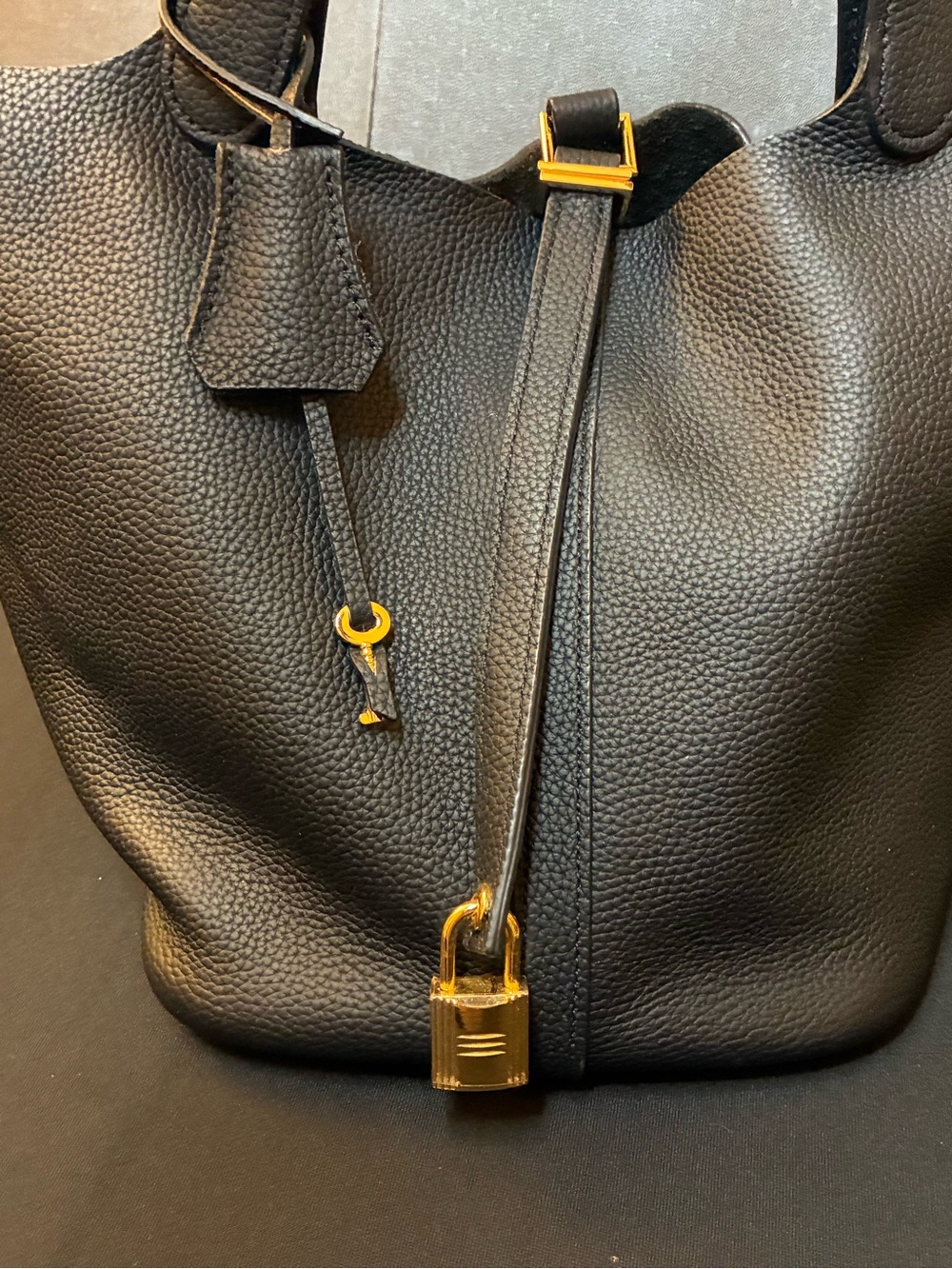 Structured Black Pebbled Leather Tote with Gold Padlock Accent - Picture 3 of 5